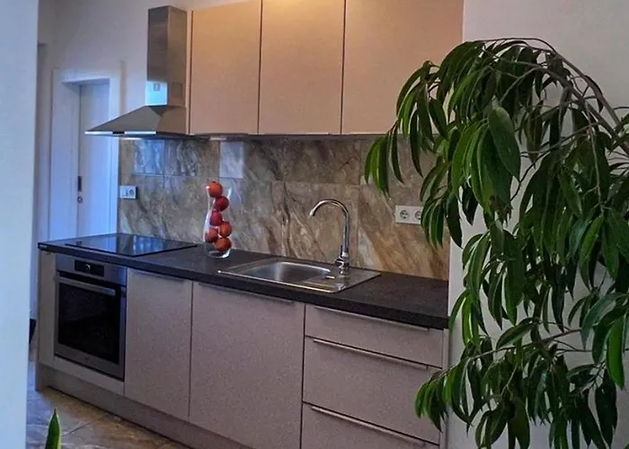 Lydia * ツリクヴェニツァ