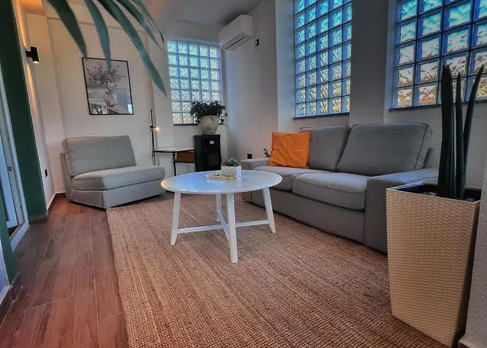 Lydia アパート *